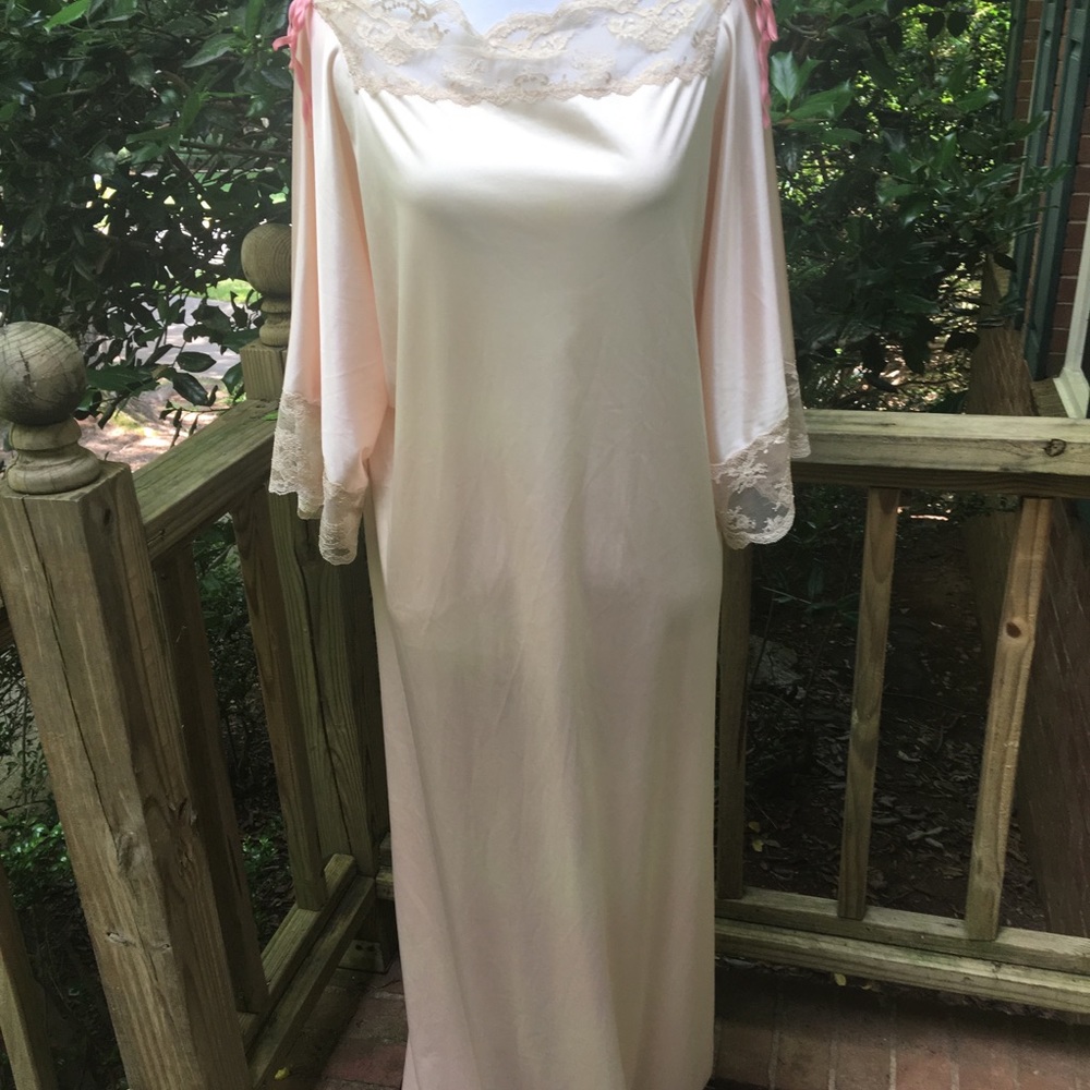 Vintage Vanity Fair Nightgown